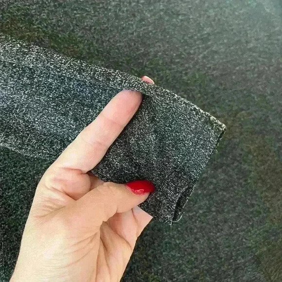 American eagle Gray Pullover Crew Neck 3/4 Sleeves Women’s size medium - Picture 4 of 6